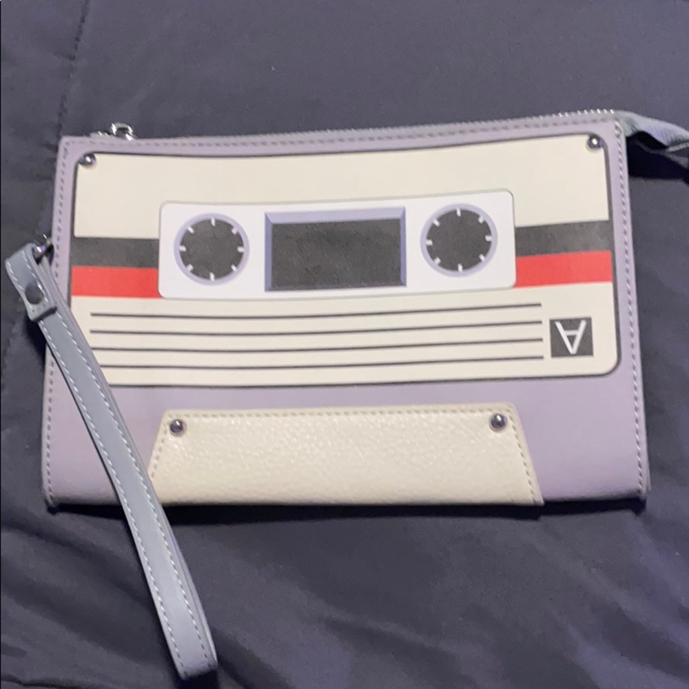 Cassette Tape Clutch